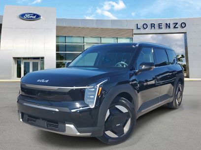 Used 2026 Kia EV9 Wind