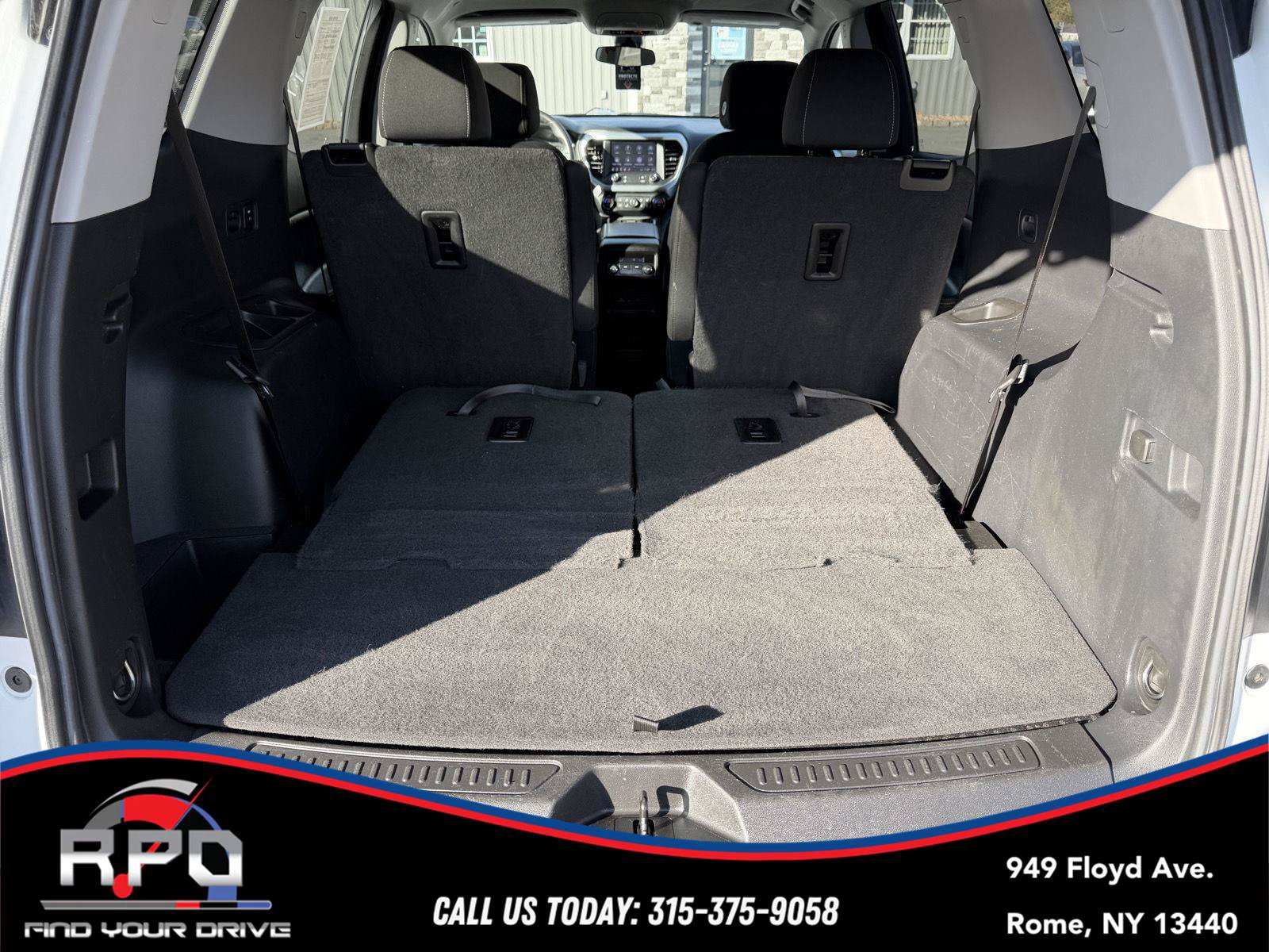 Used 2021 GMC Acadia SLE w/ Driver Convenience Package AWD/4WD image 32