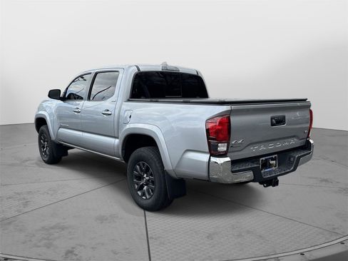 Used 2022 Toyota Tacoma SR5 image 5