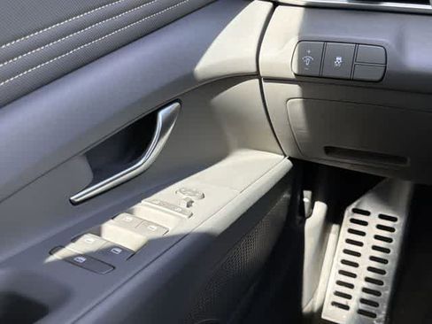 New 2026 Hyundai Elantra Sport FWD image 14