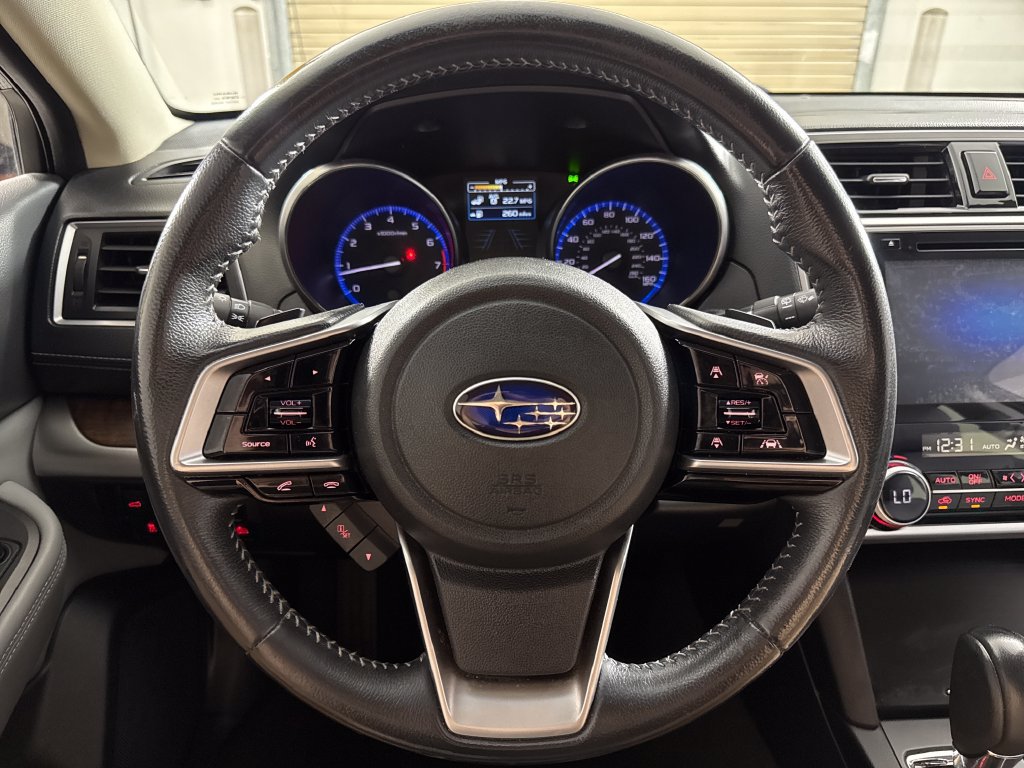 Used 2018 Subaru Outback 3.6R Limited AWD/4WD image 13