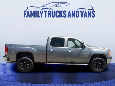 Used 2012 GMC Sierra 2500 SLT w/ SLT Convenience Package AWD/4WD image 6