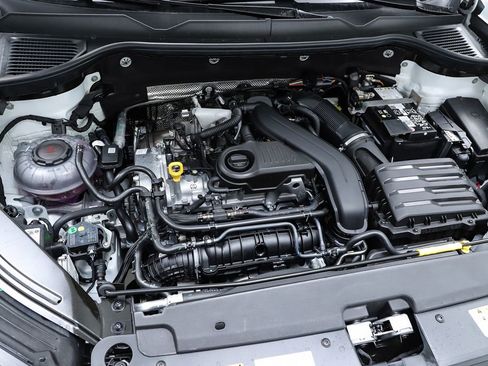 New 2026 Volkswagen Taos S image 28