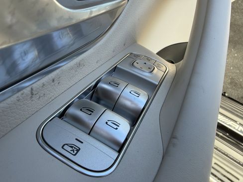 New 2026 Mercedes-Benz GLE 53 AMG 4MATIC image 16