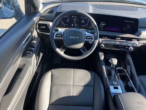 Used 2025 Kia Telluride EX image 6
