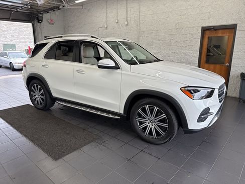 Used 2025 Mercedes-Benz GLE 350 4MATIC image 1