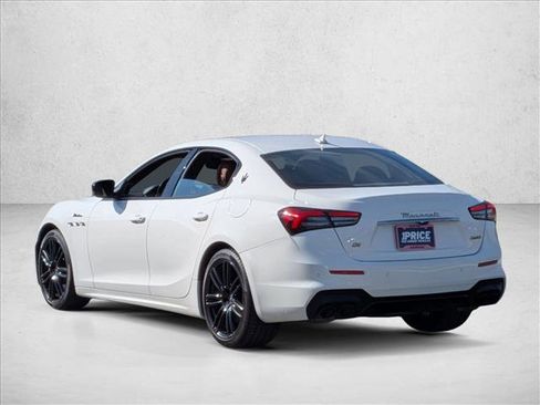 Used 2023 Maserati Ghibli Modena Q4 image 8