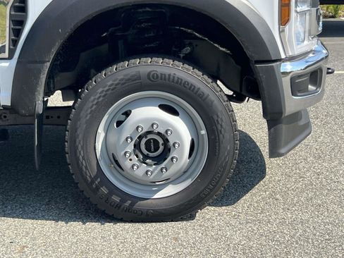 New 2025 Ford F550 4x4 Crew Cab Super Duty image 6