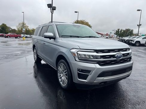 Used 2023 Ford Expedition Max Limited image 7