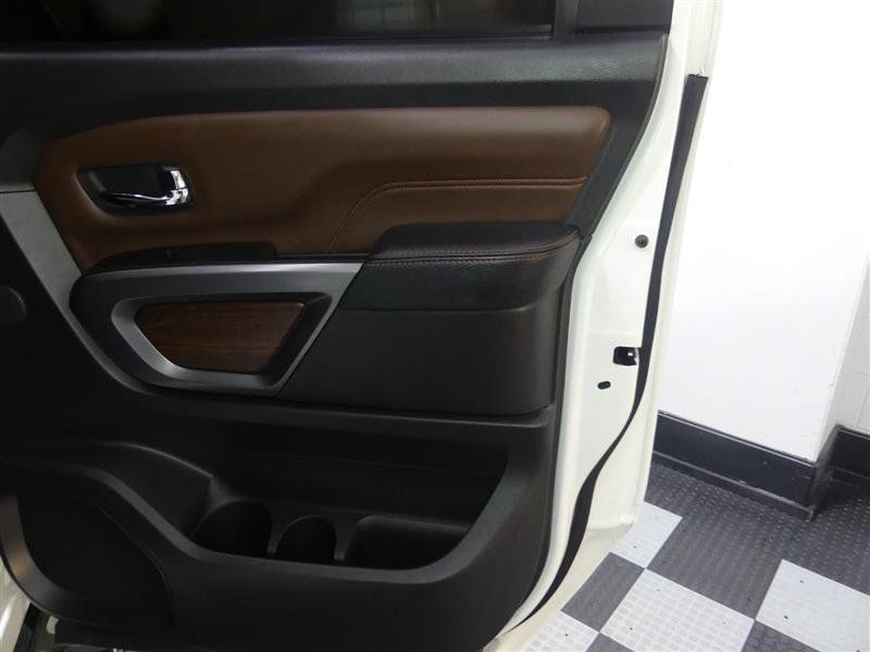 Used 2017 Nissan Titan Platinum Reserve AWD/4WD image 26