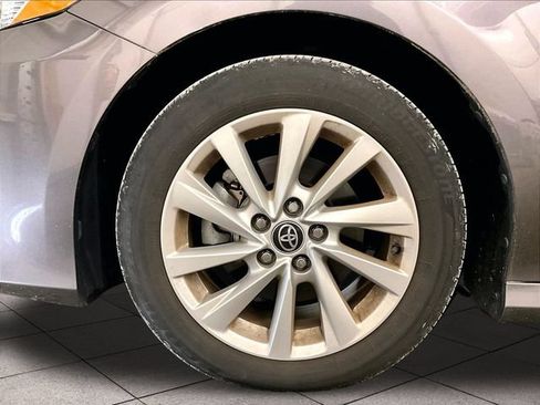 Used 2021 Toyota Camry LE FWD image 8