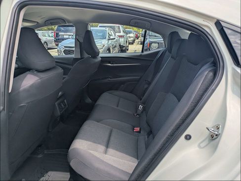 Used 2025 Toyota Camry LE FWD image 12