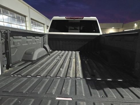 Used 2023 GMC Sierra 2500 Denali image 12