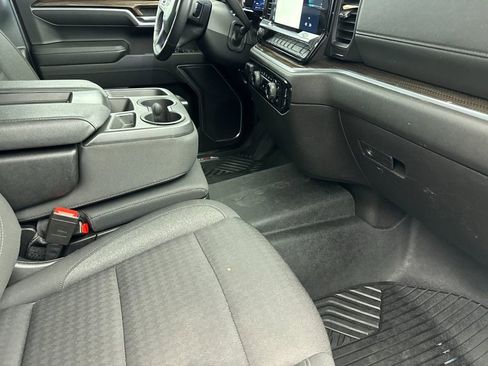 Used 2022 Chevrolet Silverado 1500 RST image 14