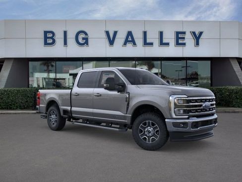 New 2026 Ford F250 Lariat w/ FX4 Off-Road Package image 7