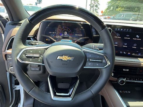 New 2026 Chevrolet Tahoe High Country AWD/4WD image 21
