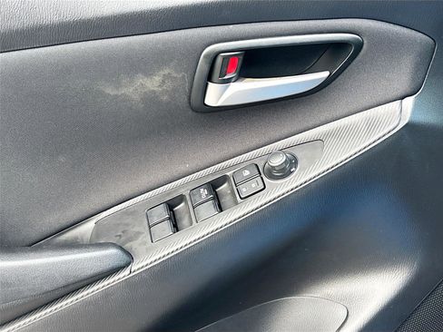 Used 2019 Toyota Yaris LE image 21