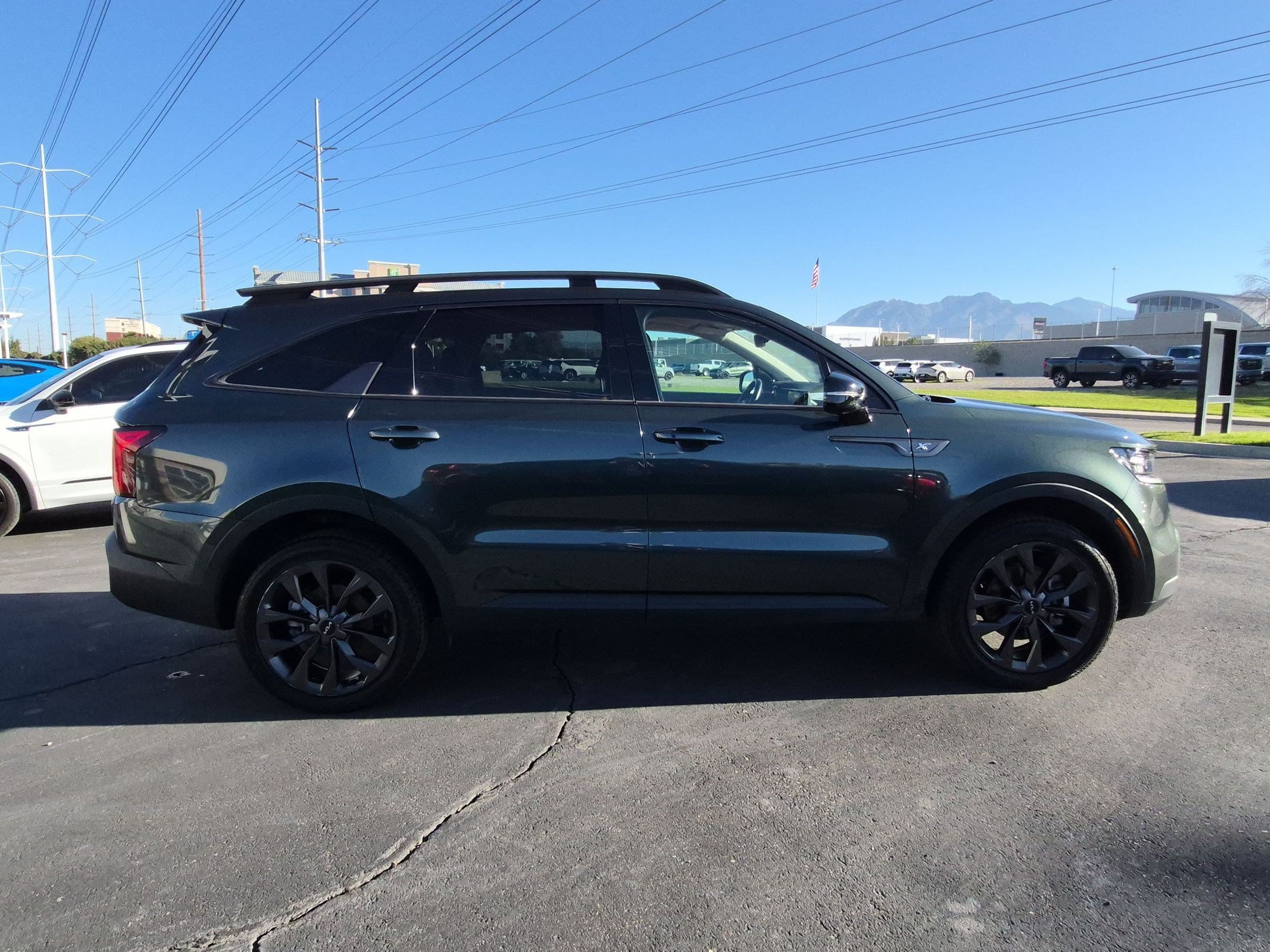 Certified 2022 Kia Sorento SX Prestige w/ Rust Color Package AWD/4WD image 6