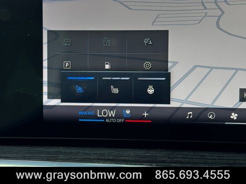 Used 2025 BMW X5 xDrive40i w/ M Sport Package AWD/4WD image 31