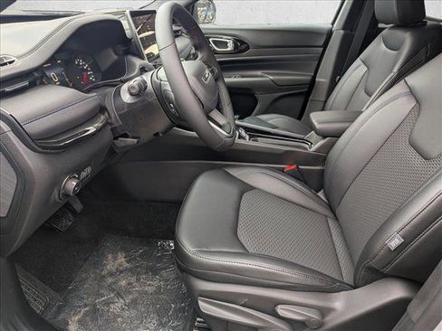 New 2026 Jeep Compass Latitude image 4