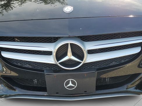 Used 2015 Mercedes-Benz C 300 4MATIC Sedan image 11