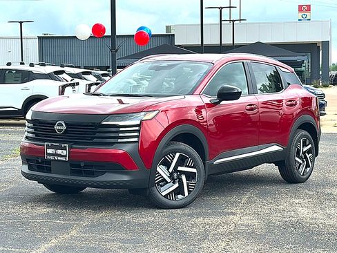 New 2026 Nissan Kicks SV w/ SV Premium Package FWD image 2