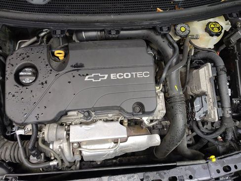 Used 2017 Chevrolet Cruze LT w/ Sun And Sound Package image 30