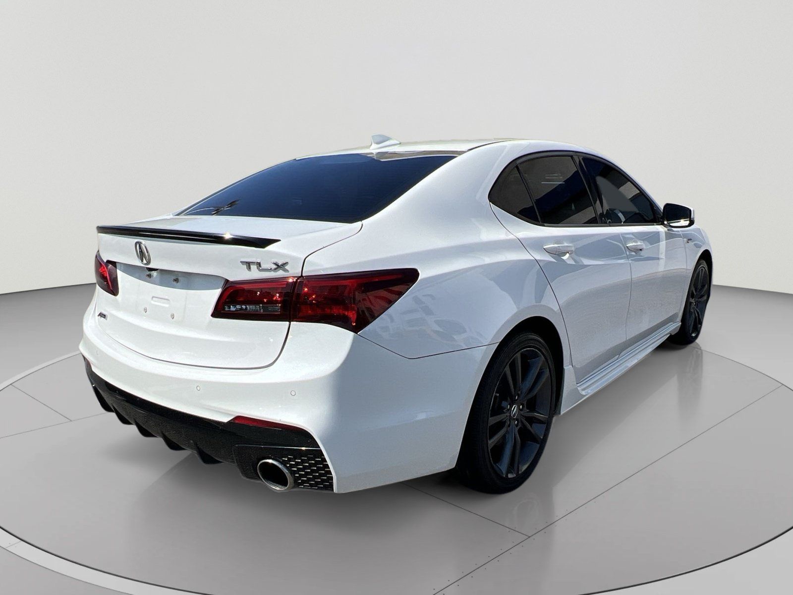 Certified 2018 Acura TLX w/ Technology & A-SPEC Package FWD image 5