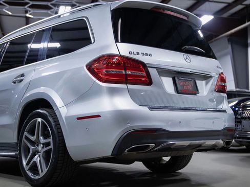 Used 2017 Mercedes-Benz GLS 550 4MATIC image 14
