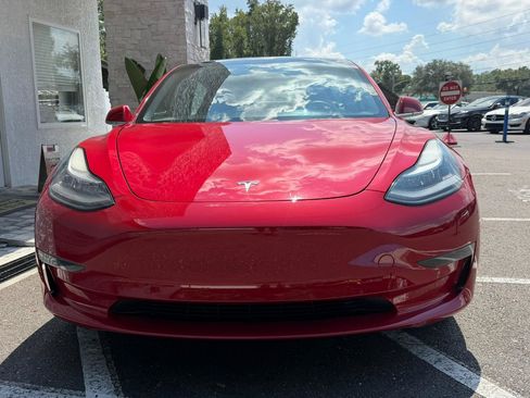 Used 2020 Tesla Model 3 Standard Range Plus RWD image 4