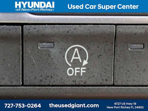 Used 2022 Jeep Wrangler Unlimited Sport image 25