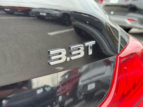 Used 2021 Genesis G70 3.3T image 15