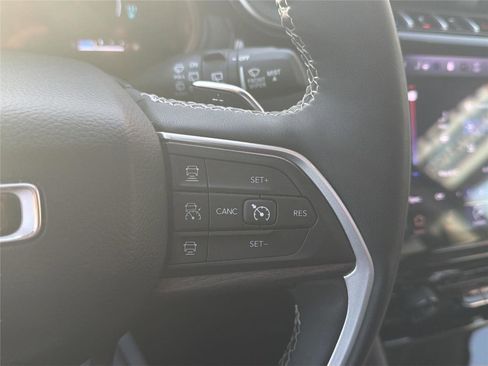 Used 2024 Jeep Grand Cherokee Limited 4xe image 24