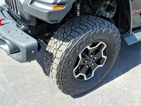 Used 2020 Jeep Gladiator Rubicon AWD/4WD image 11