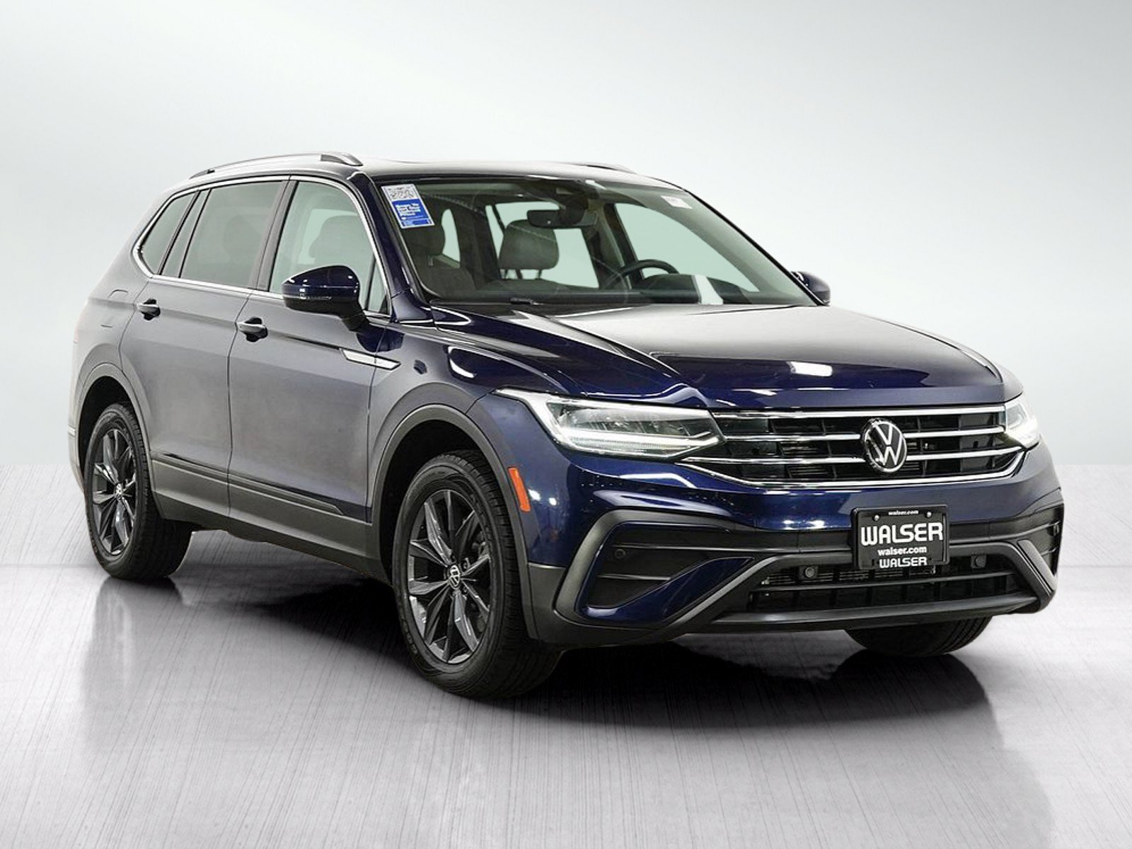 Used 2022 Volkswagen Tiguan SE AWD/4WD image 7