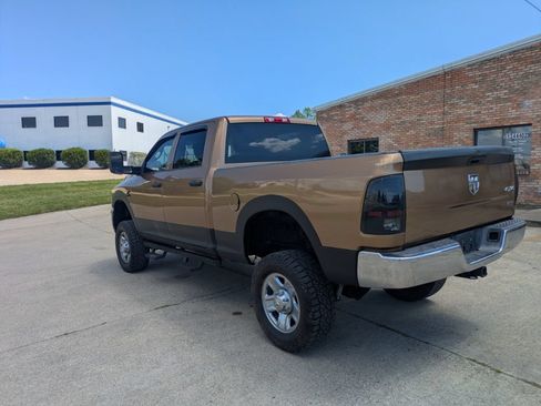 Used 2012 RAM 2500 ST w/ Chrome Appearance Group AWD/4WD image 6
