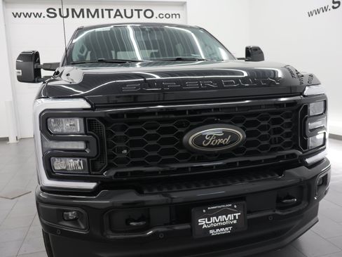 Used 2025 Ford F350 Lariat w/ Lariat Ultimate Package AWD/4WD image 25