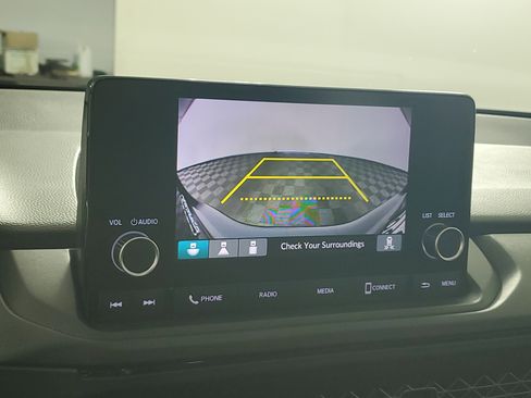 Used 2024 Honda Accord EX image 18