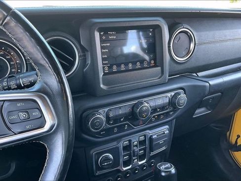 Used 2019 Jeep Wrangler Unlimited Sahara w/ Dual Top Group image 9