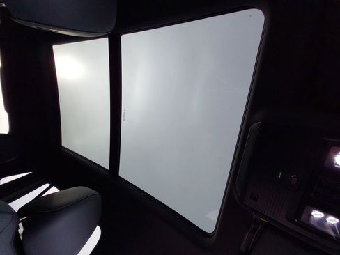 New 2026 Volkswagen Tiguan SE R-Line image 26