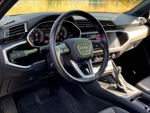 Certified 2021 Audi Q3 2.0T Premium Plus w/ Premium Plus Package image 14