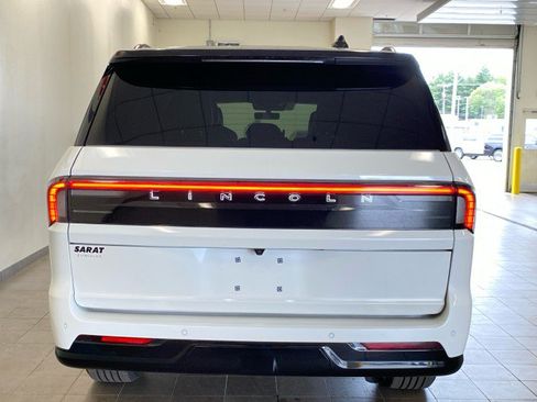 New 2026 Lincoln Navigator L Black Label AWD/4WD image 6
