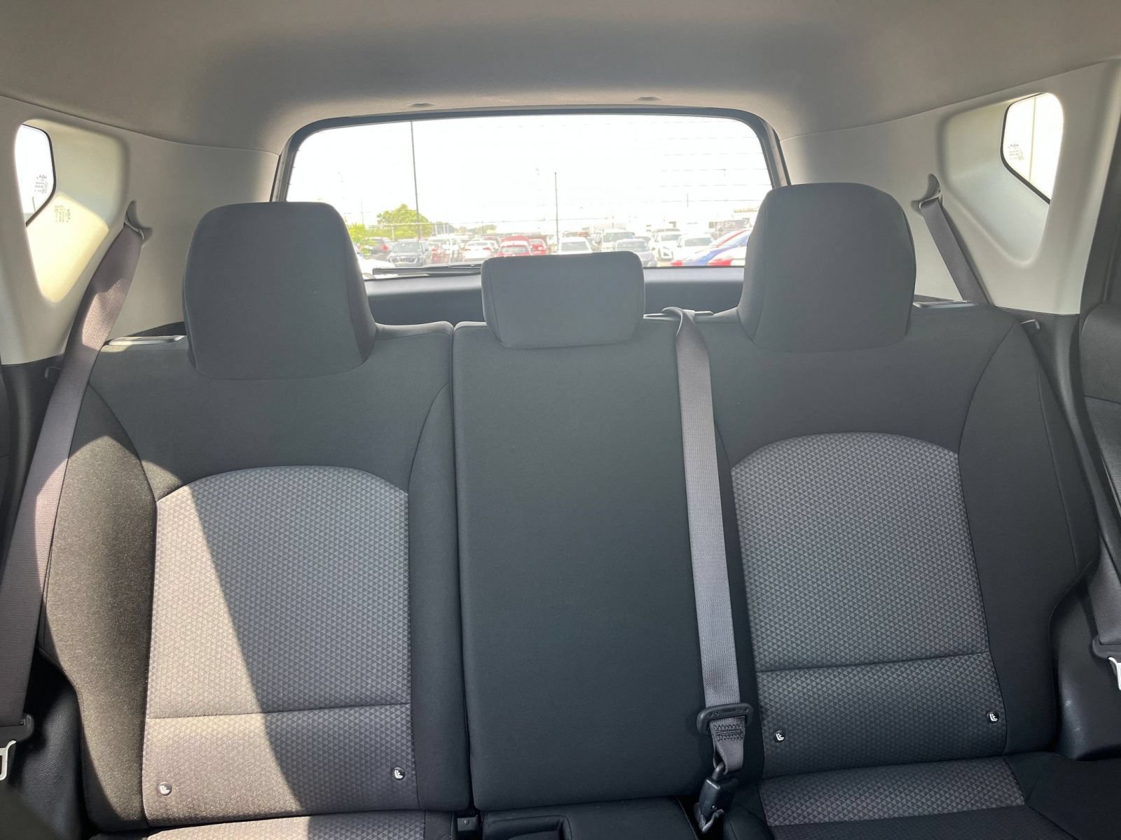 Used 2025 Kia Soul LX w/ LX Technology Package FWD image 35
