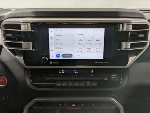 Used 2022 Toyota Tundra SR5 w/ TRD Off-Road Package image 21