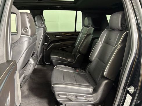 Used 2023 Cadillac Escalade ESV Sport image 37