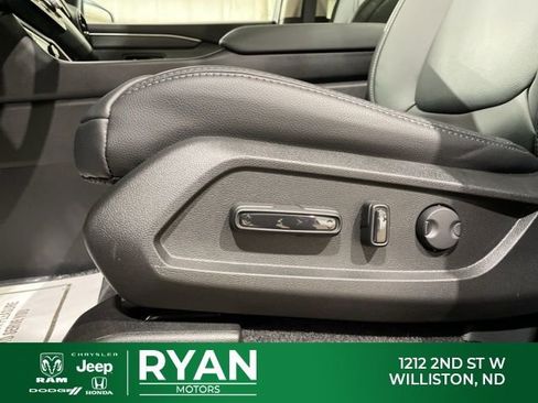 New 2026 Honda Pilot Touring image 26