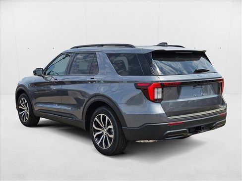 New 2025 Ford Explorer ST-Line image 9