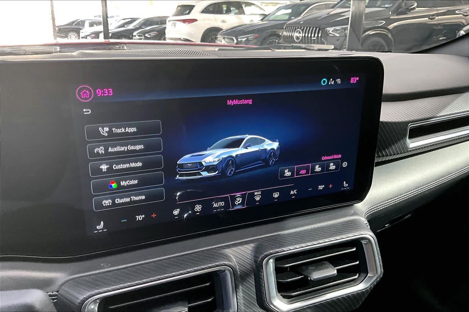 Used 2025 Ford Mustang Premium RWD image 33