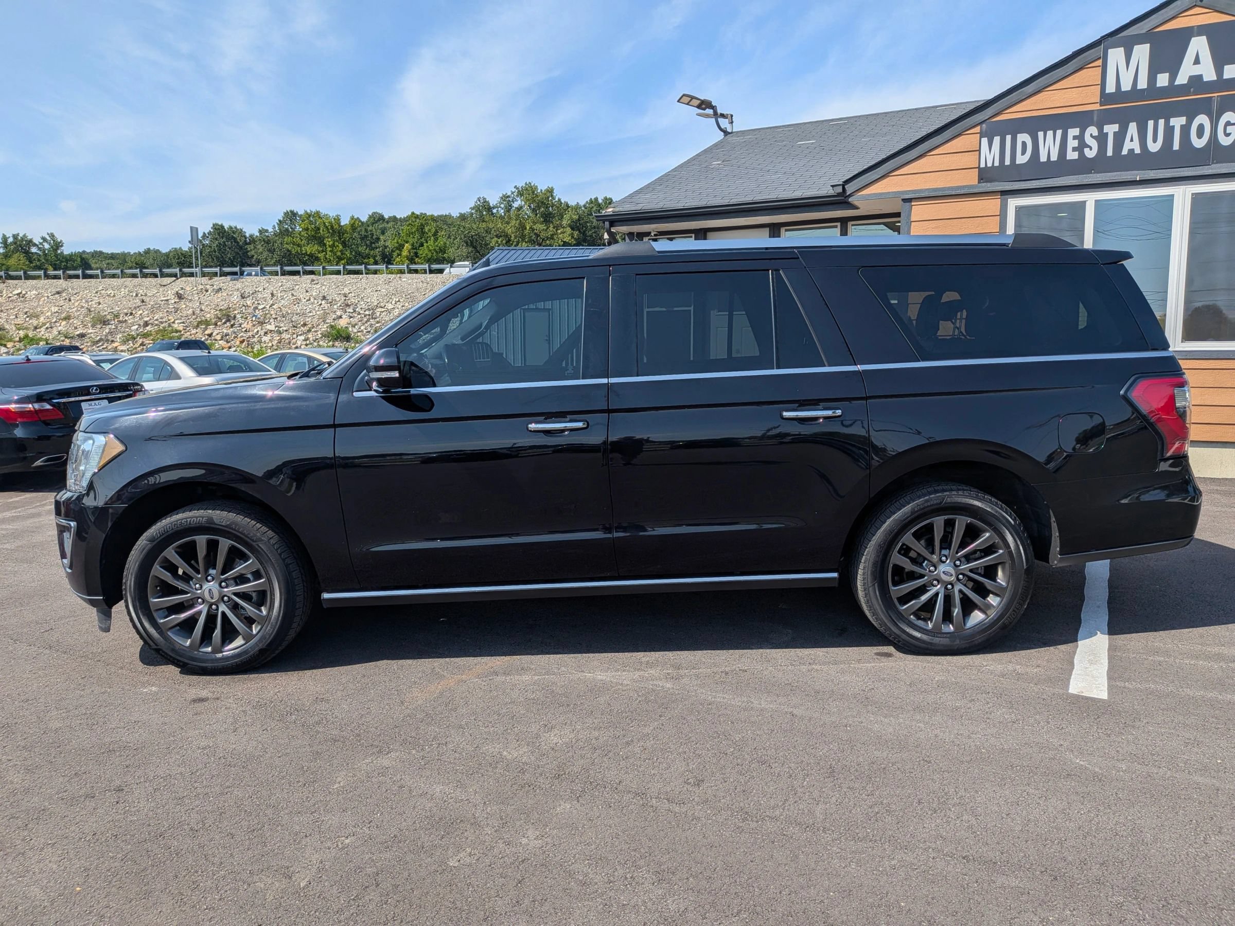 Used 2020 Ford Expedition Max Limited AWD/4WD image 3