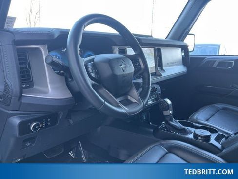 Used 2025 Ford Bronco Outer Banks image 25